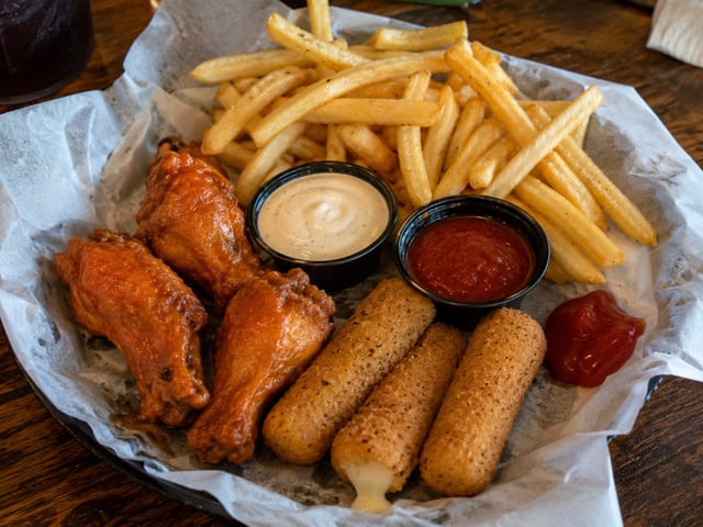 Mangiamo's Sampler.
